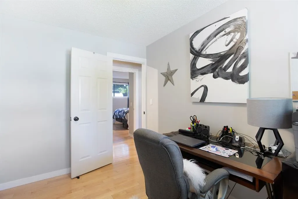 223 Brookpark Drive SW