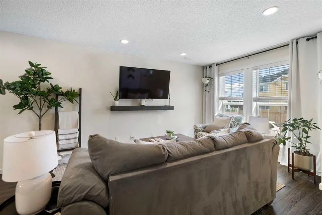 2400 Ravenswood View SE, #515