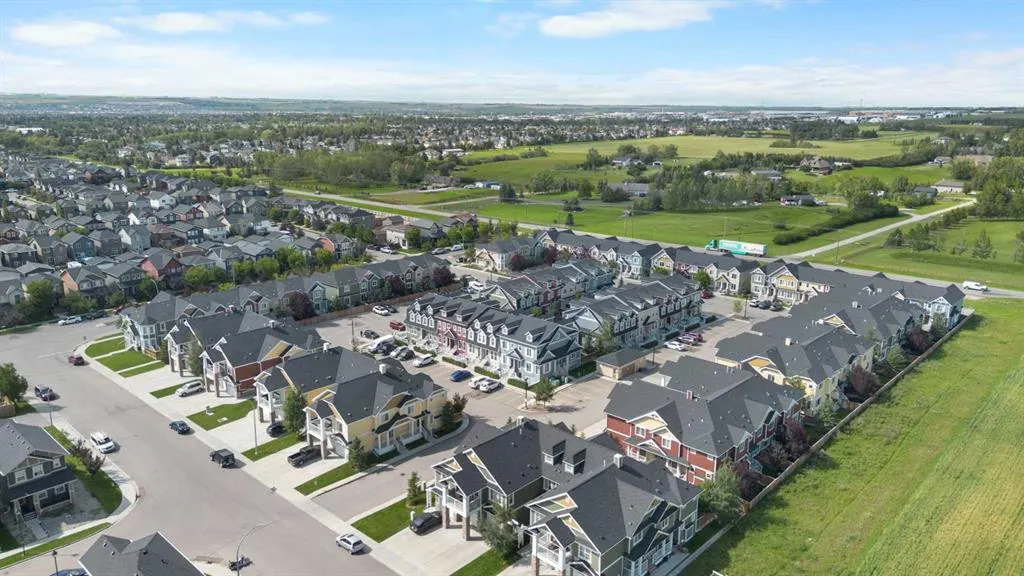 2400 Ravenswood View SE, #515