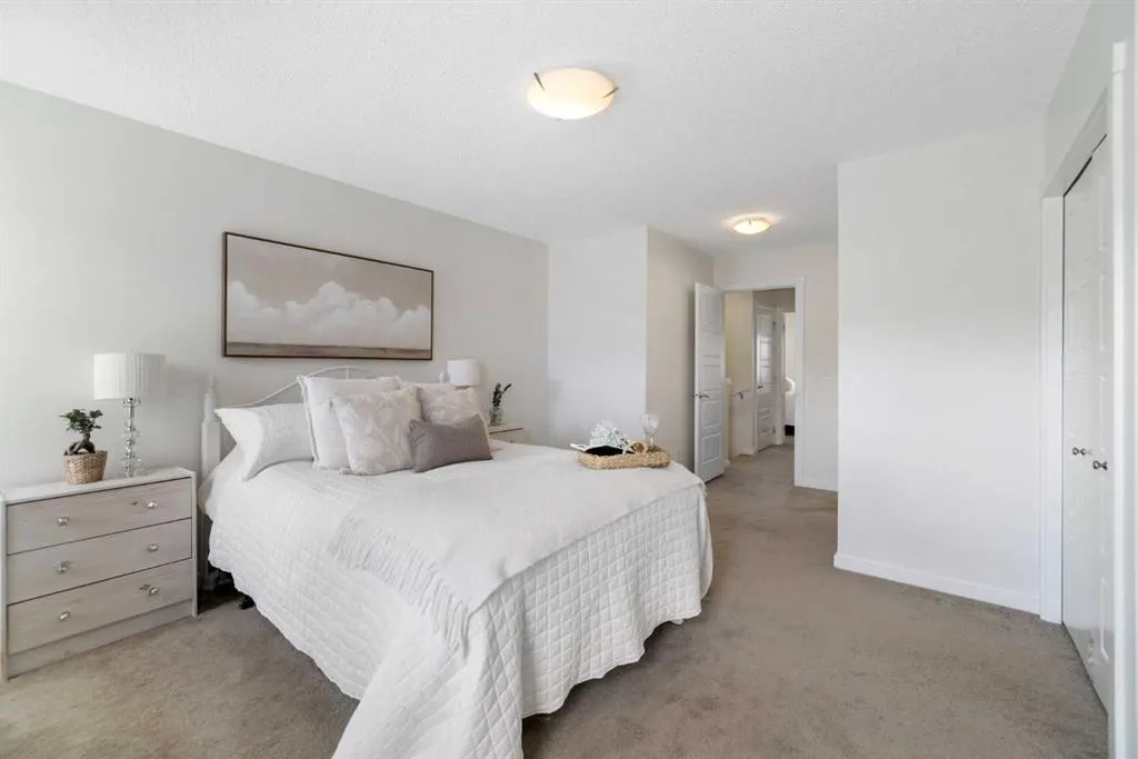 2400 Ravenswood View SE, #515
