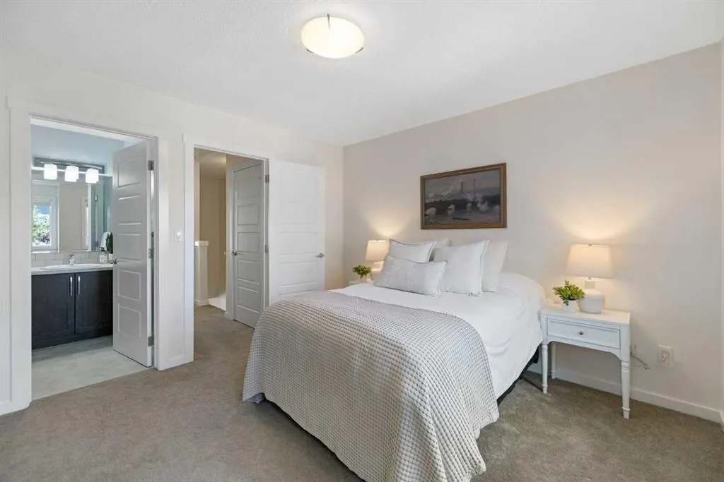 2400 Ravenswood View SE, #515