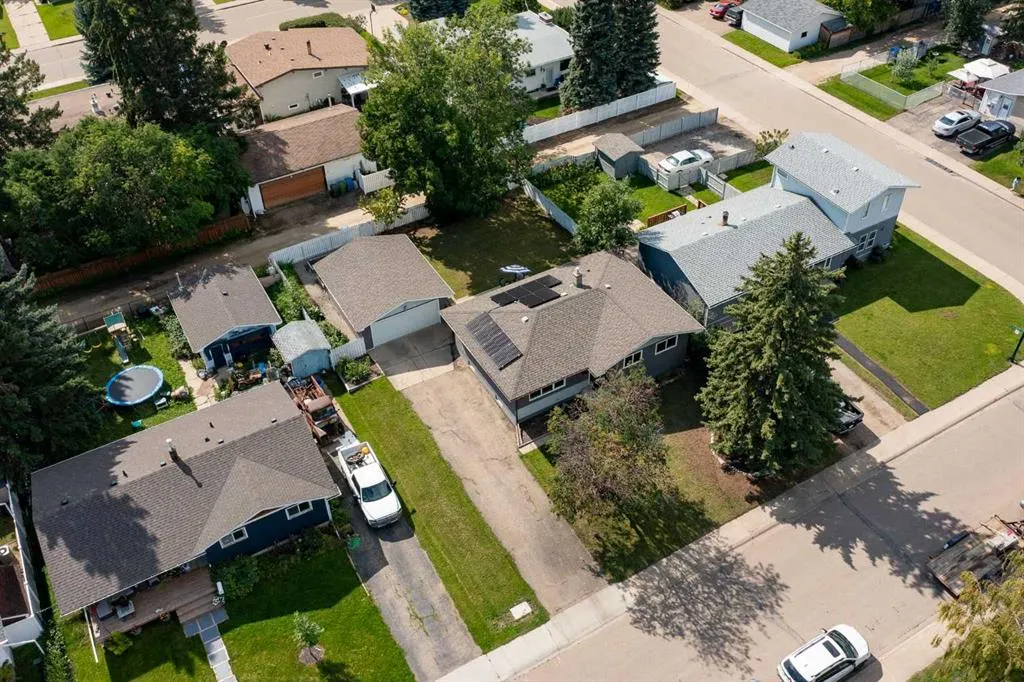 24 Sherwood Crescent