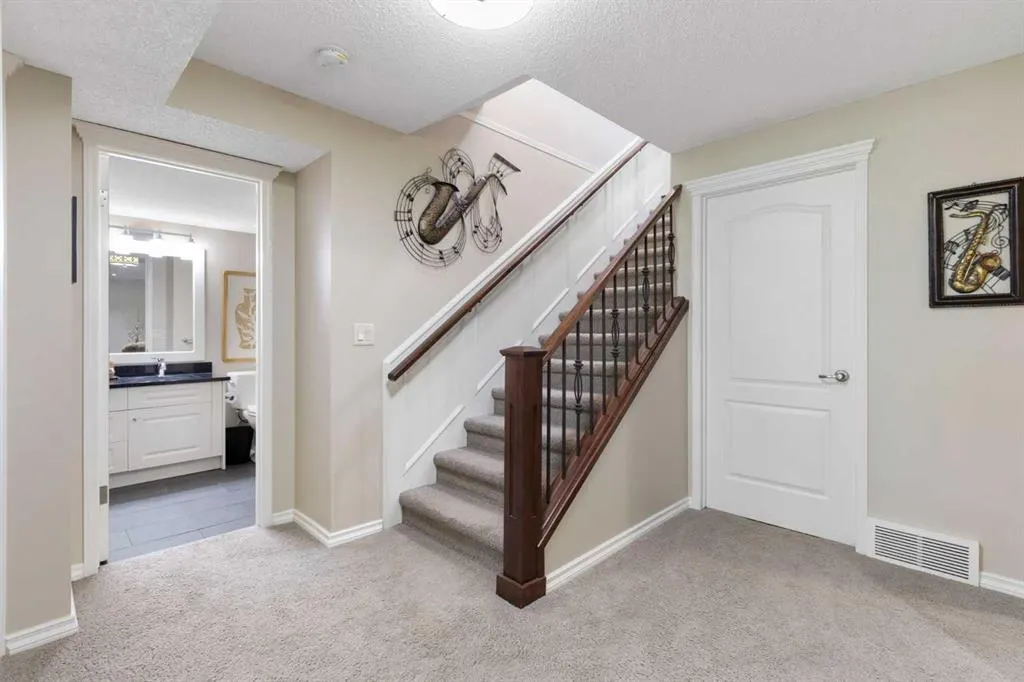 172 Christie Park Manor SW