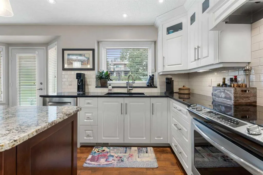 172 Christie Park Manor SW
