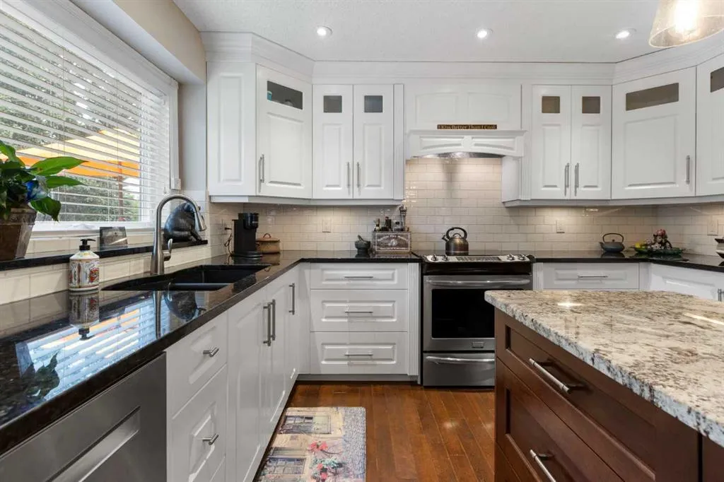 172 Christie Park Manor SW