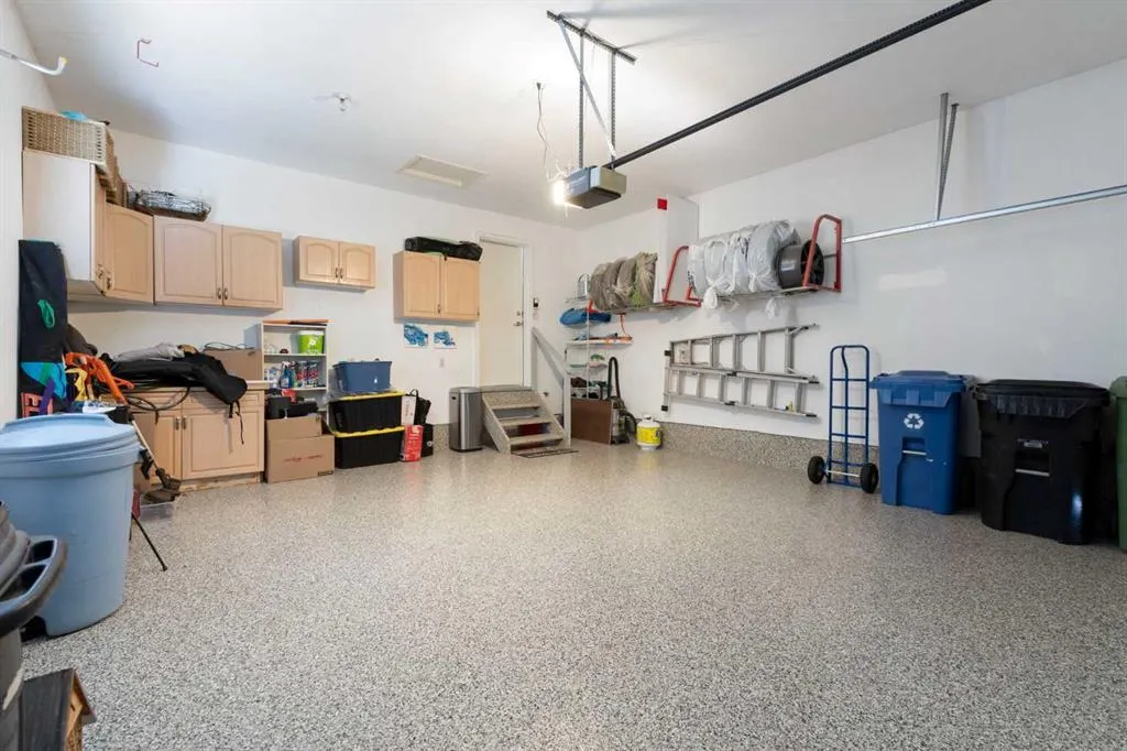 172 Christie Park Manor SW