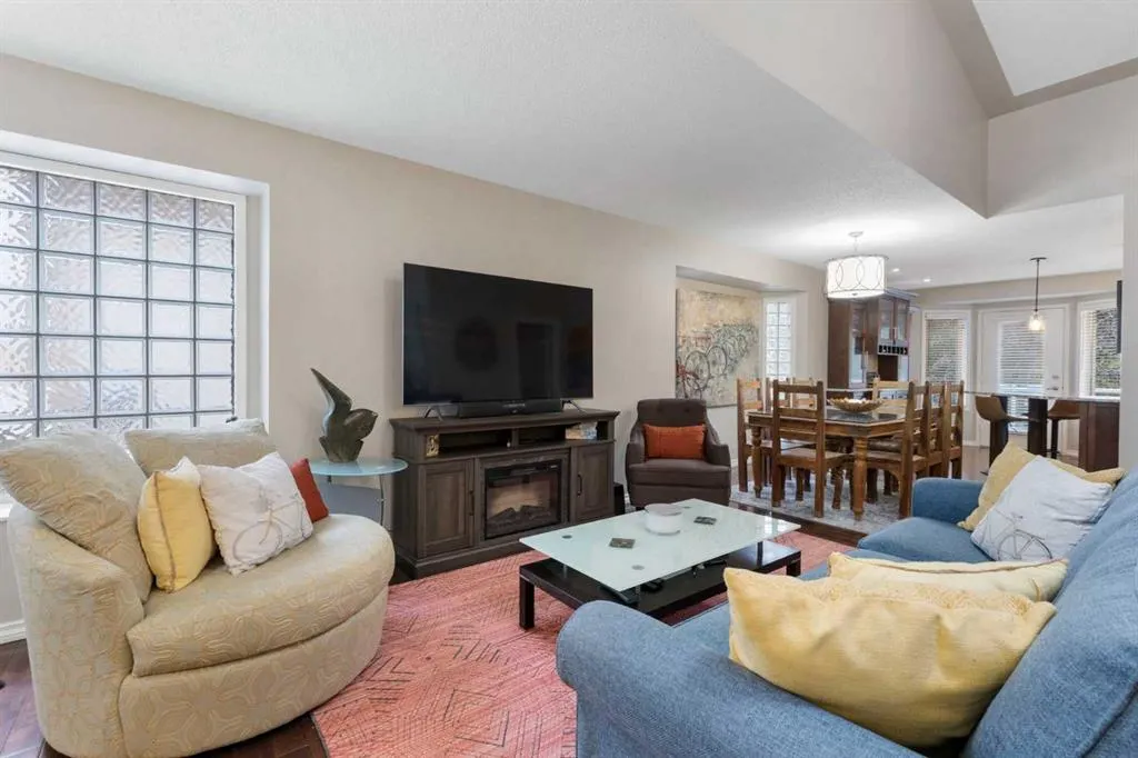 172 Christie Park Manor SW