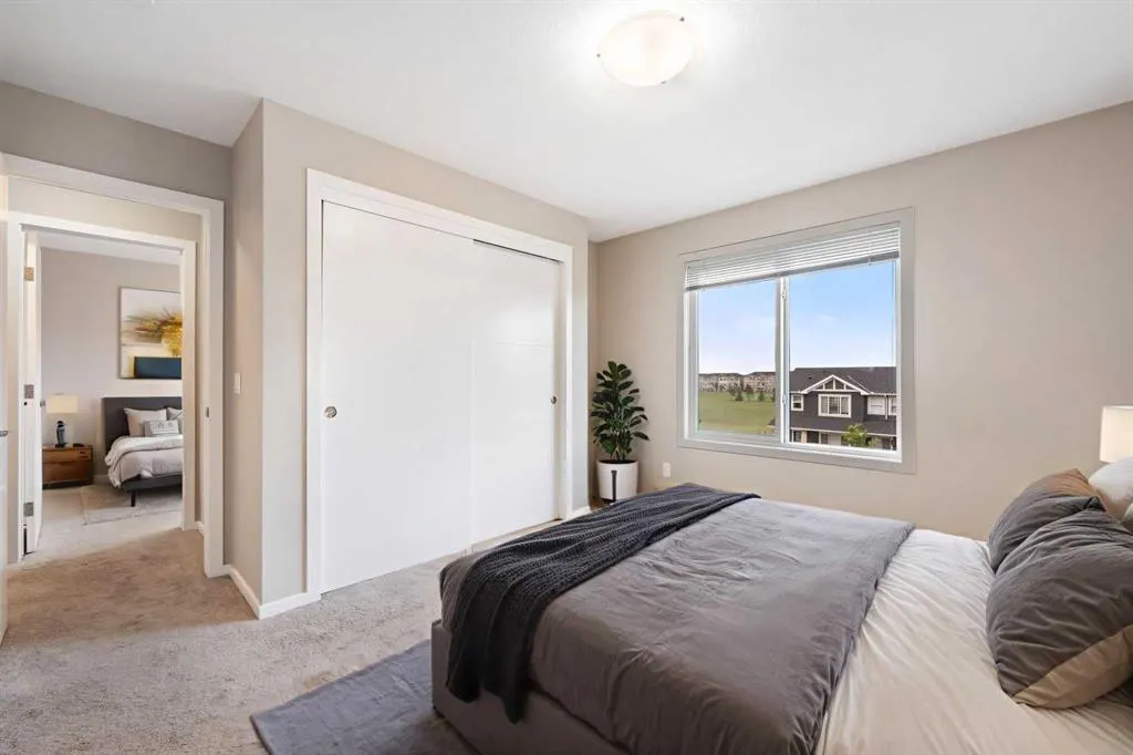 335 Redstone Walk NE, #203