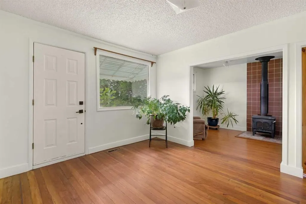 270180 Township Road 250