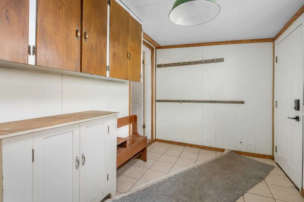 270180 Township Road 250
