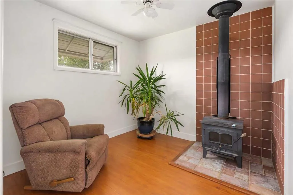 270180 Township Road 250