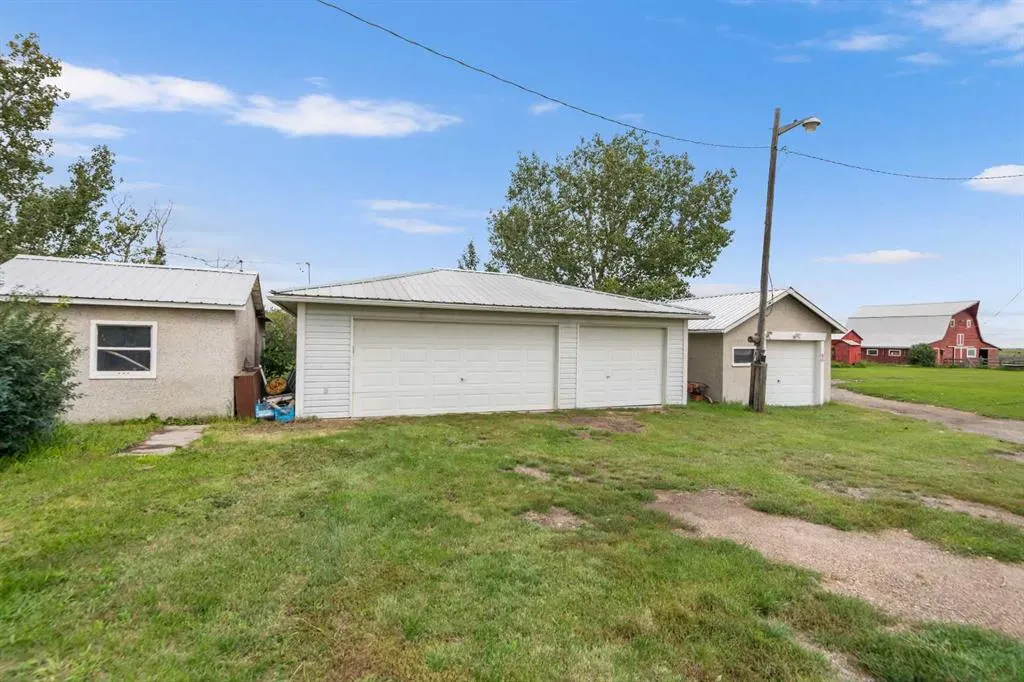 270180 Township Road 250