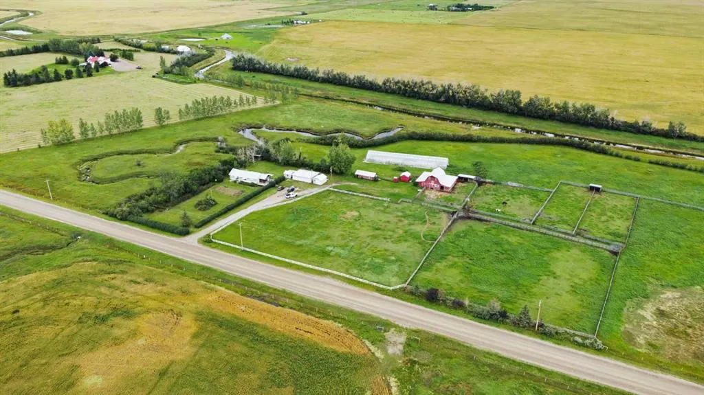 270180 Township Road 250