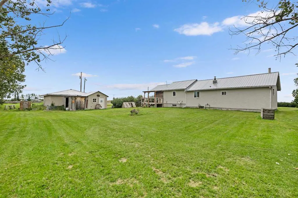 270180 Township Road 250
