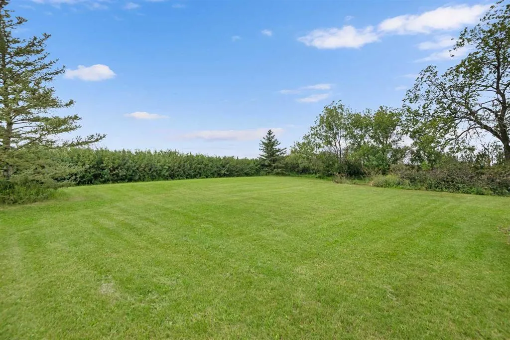 270180 Township Road 250