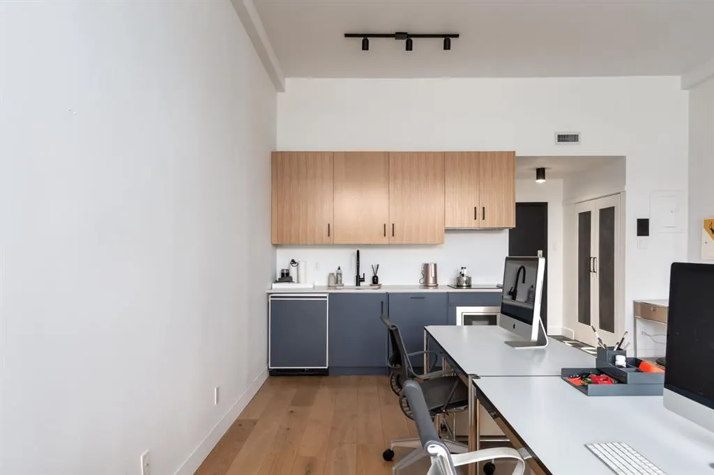 812 8 Street SE, #206