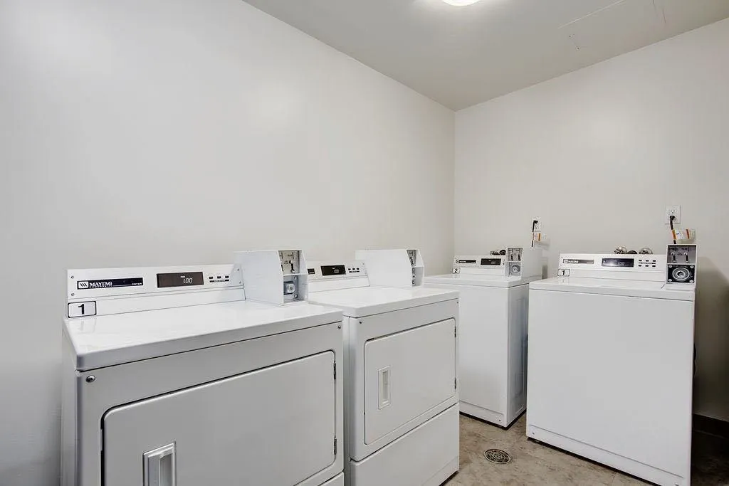 812 8 Street SE, #206