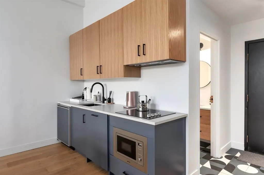 812 8 Street SE, #206