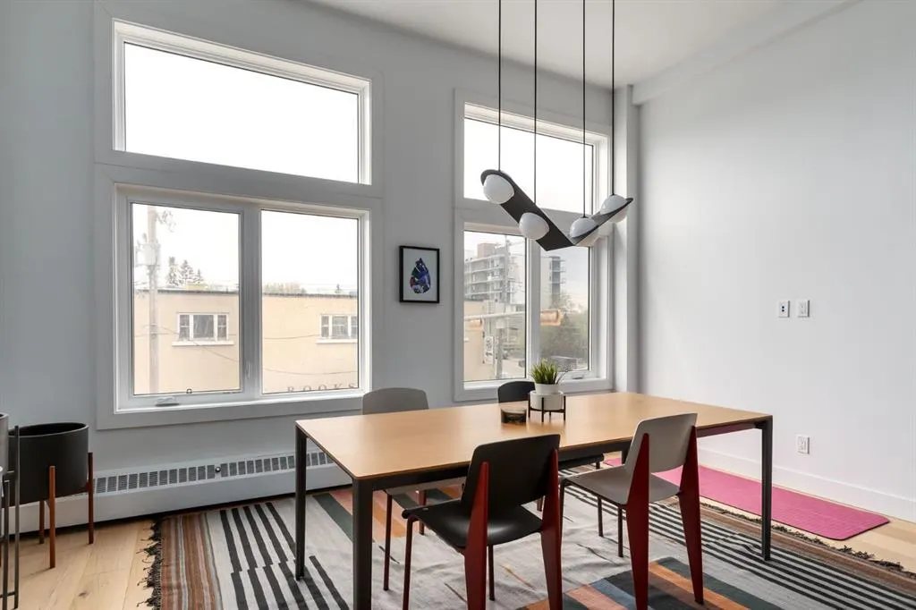 812 8 Street SE, #206