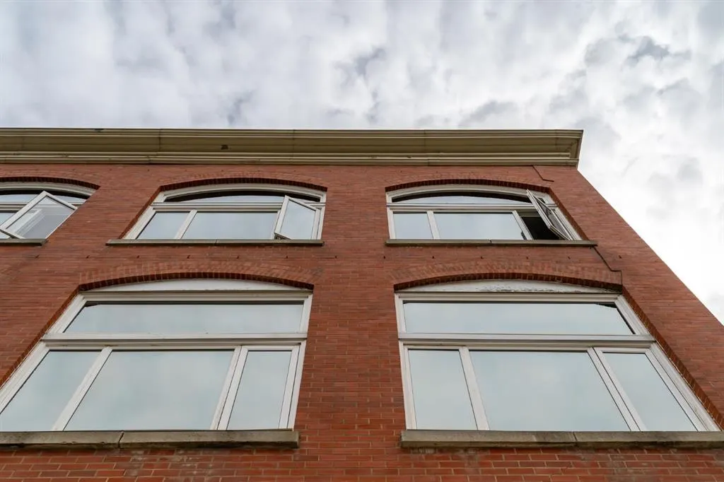 812 8 Street SE, #206