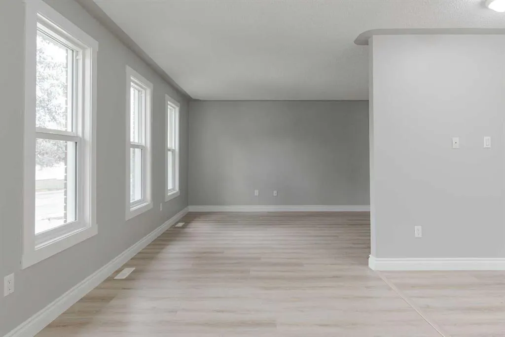 1069 Timberline Drive