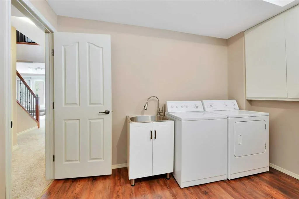 222 200 Ramage Close