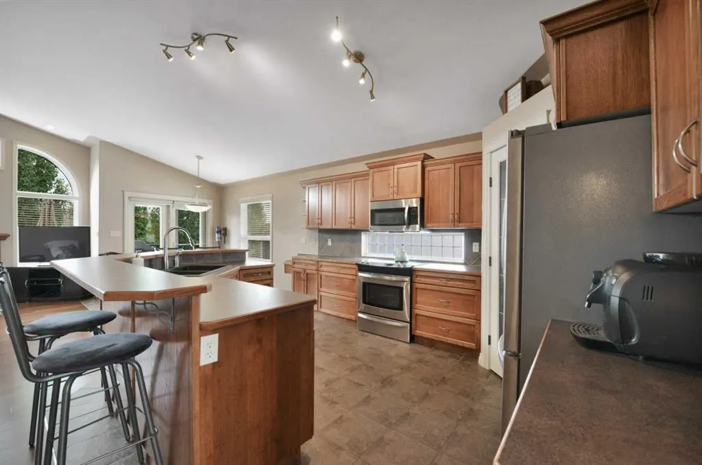 222 200 Ramage Close
