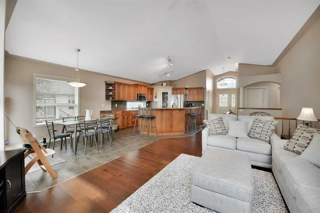 222 200 Ramage Close