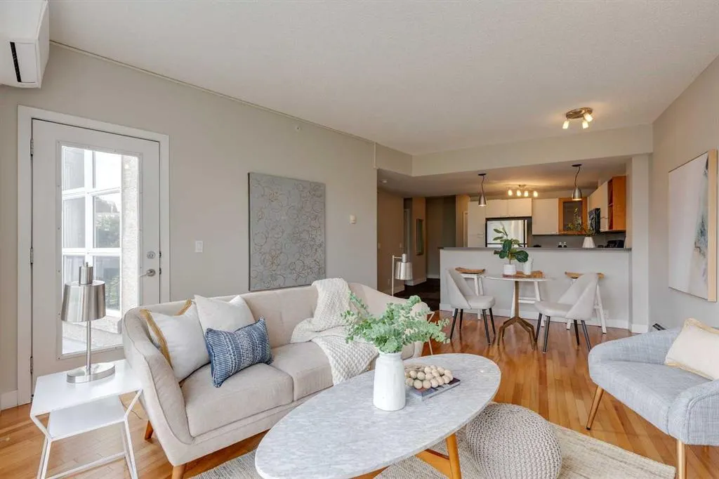 315 24 Avenue SW, #404