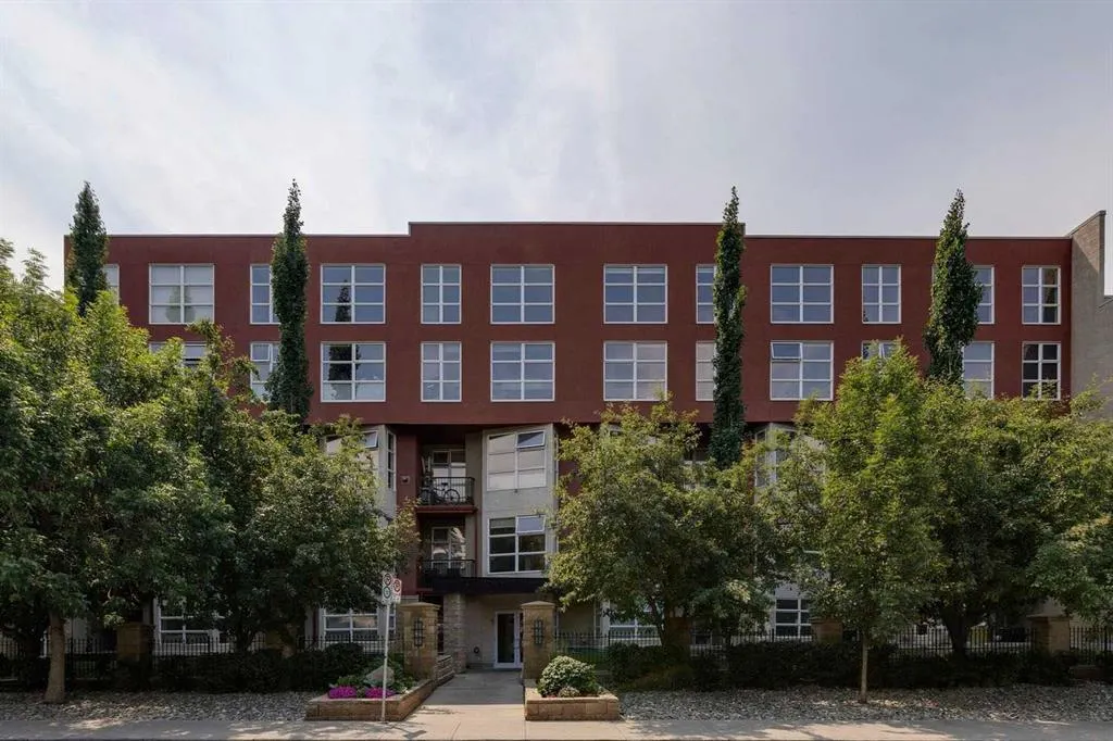315 24 Avenue SW, #404