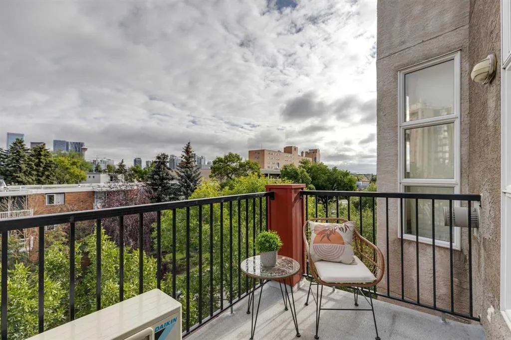315 24 Avenue SW, #404