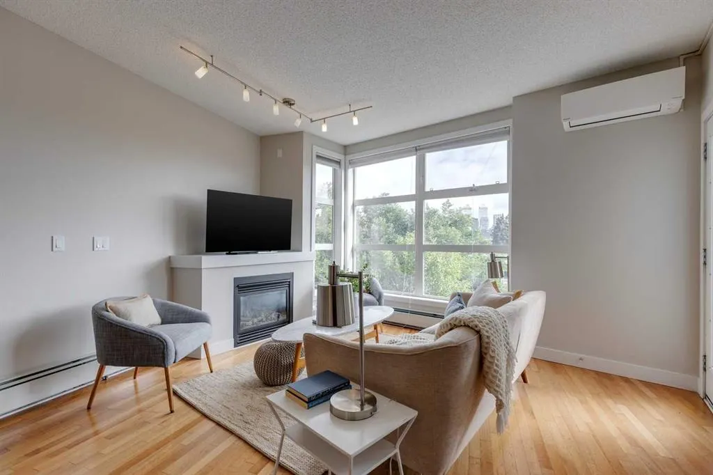 315 24 Avenue SW, #404