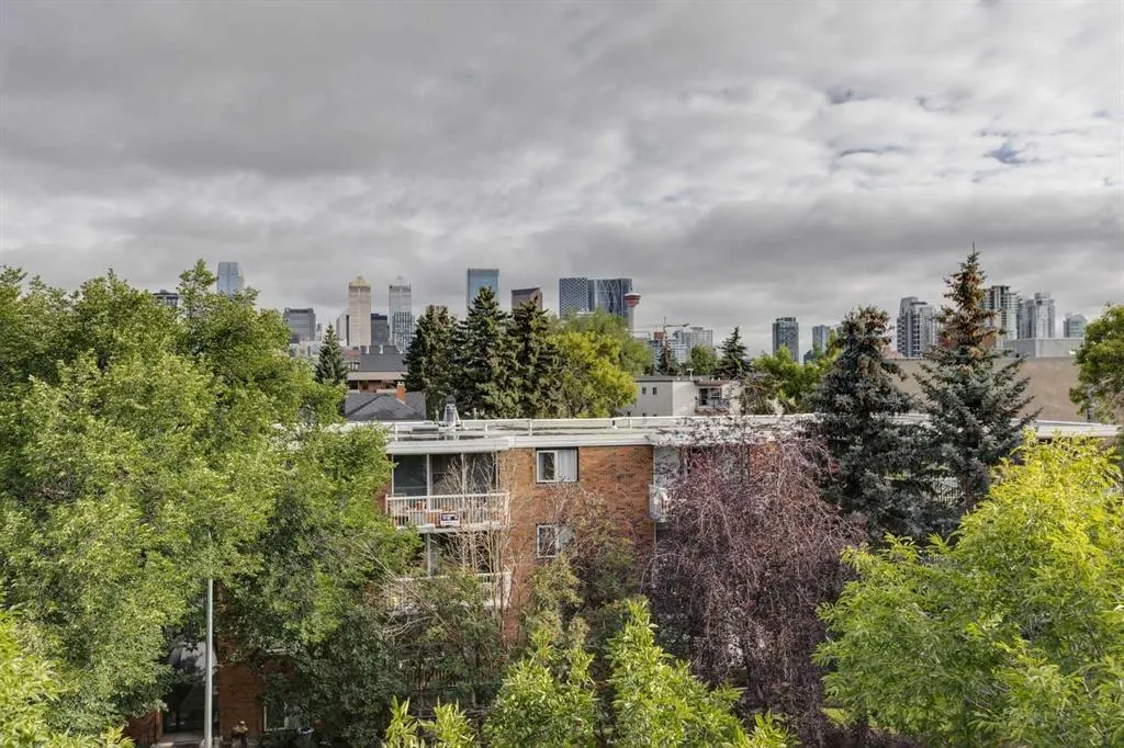 315 24 Avenue SW, #404