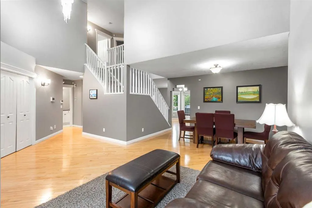 336 Waterstone Place SE