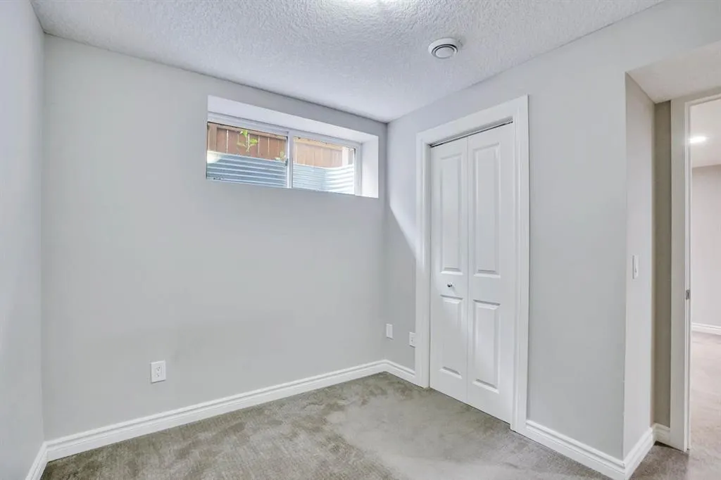 117 Hawkmere Place
