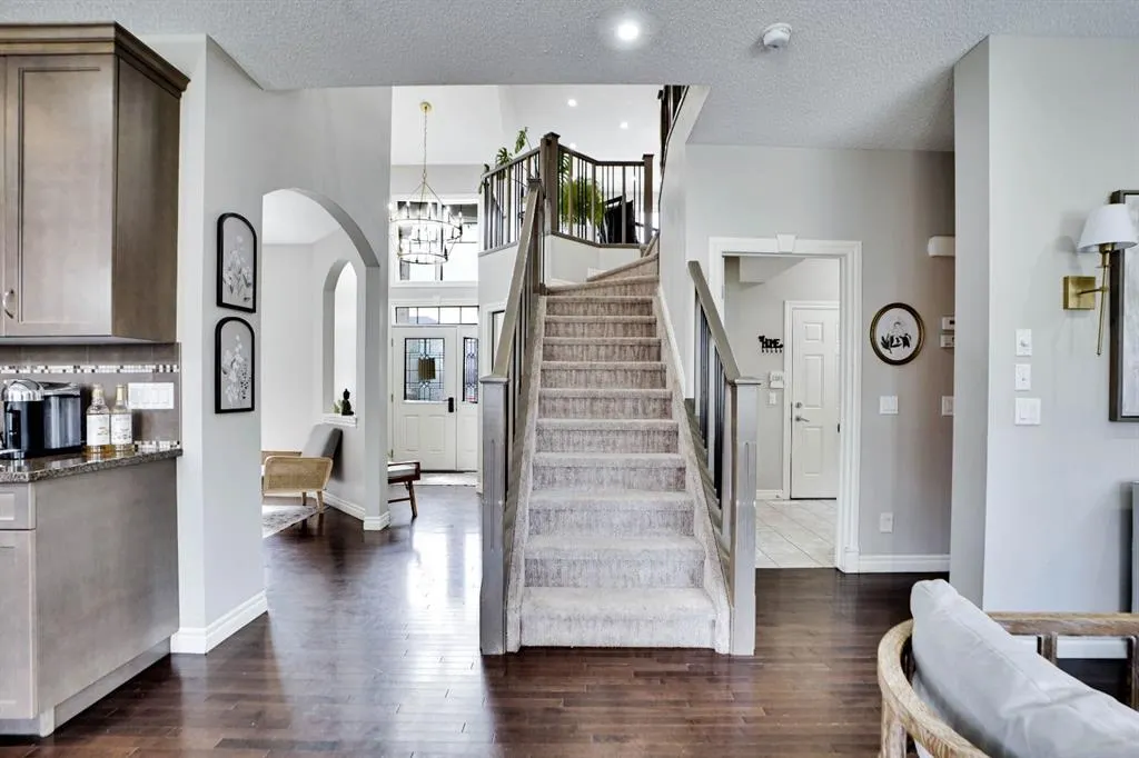 117 Hawkmere Place