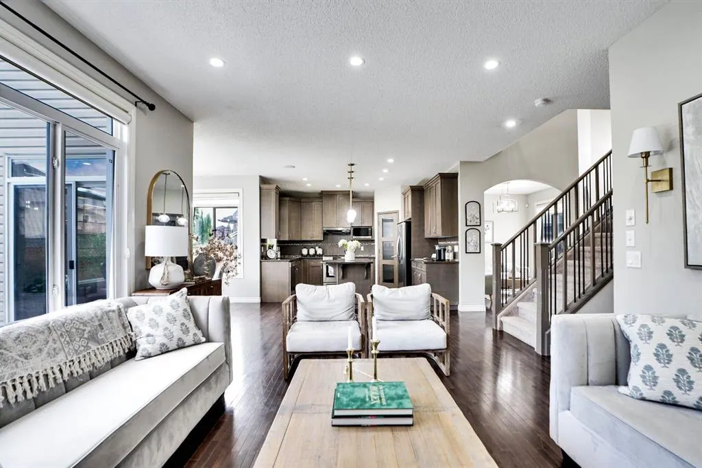 117 Hawkmere Place