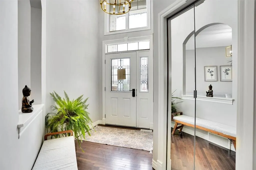 117 Hawkmere Place