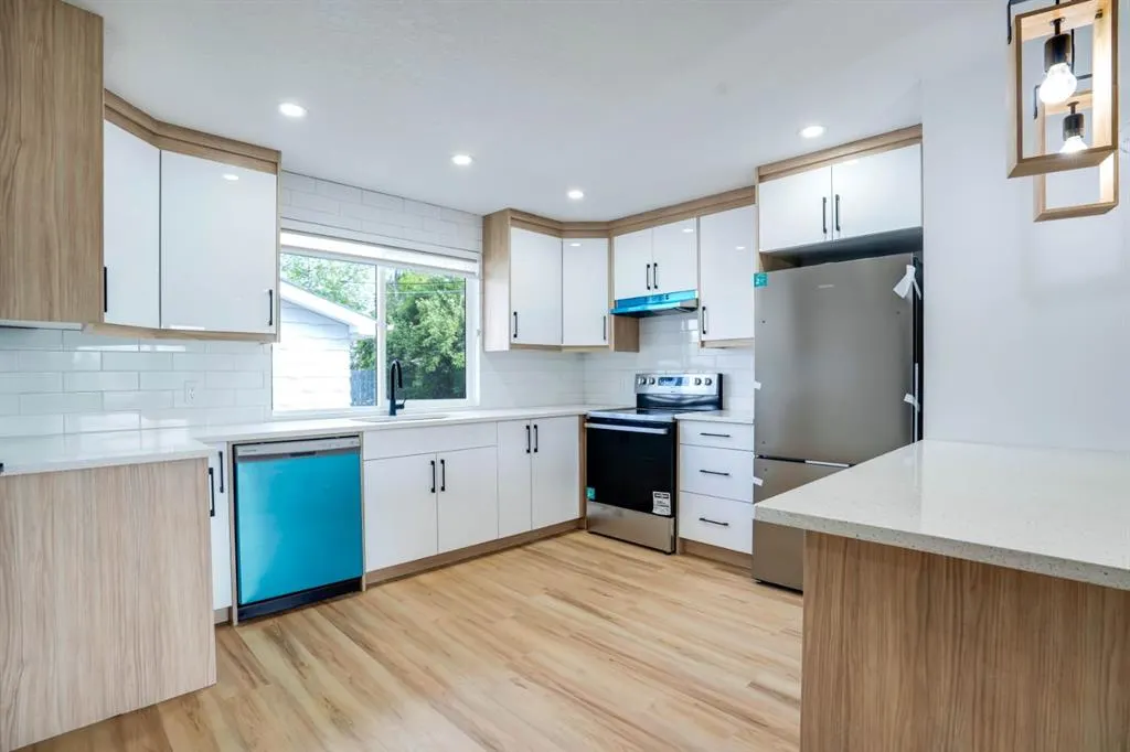 264 Penbrooke Close SE