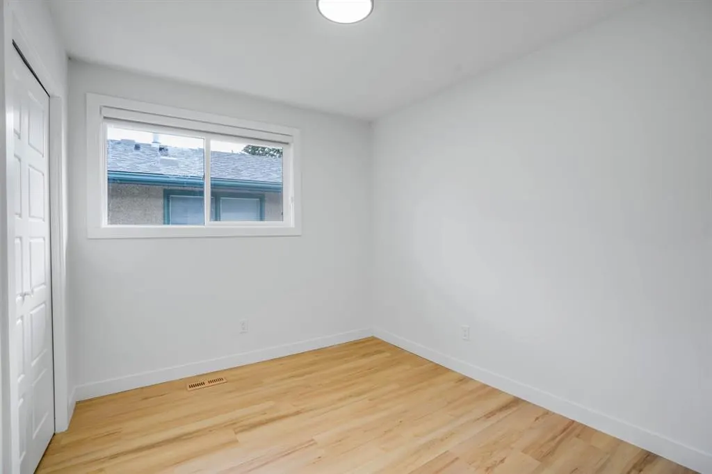 264 Penbrooke Close SE