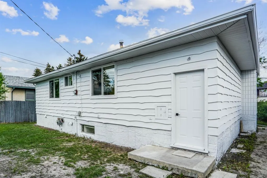 264 Penbrooke Close SE