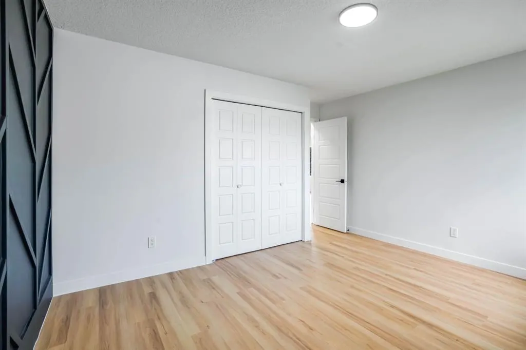 264 Penbrooke Close SE