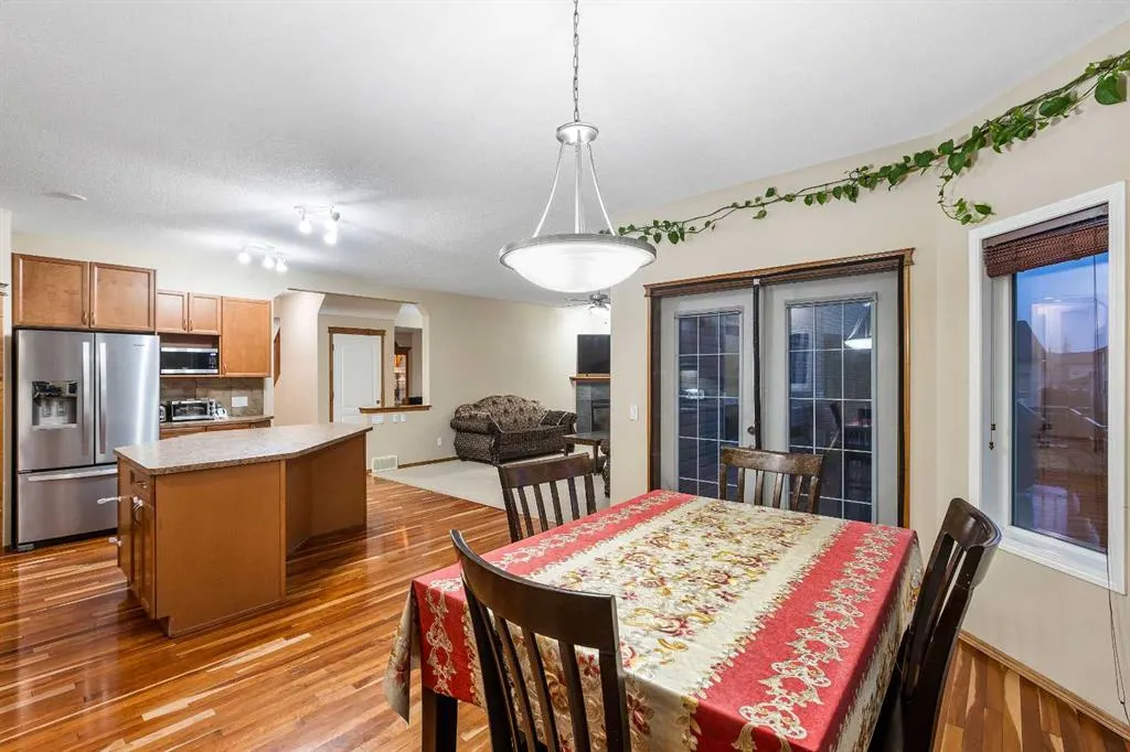 213 Hawkmere Close