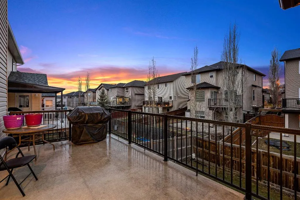 213 Hawkmere Close