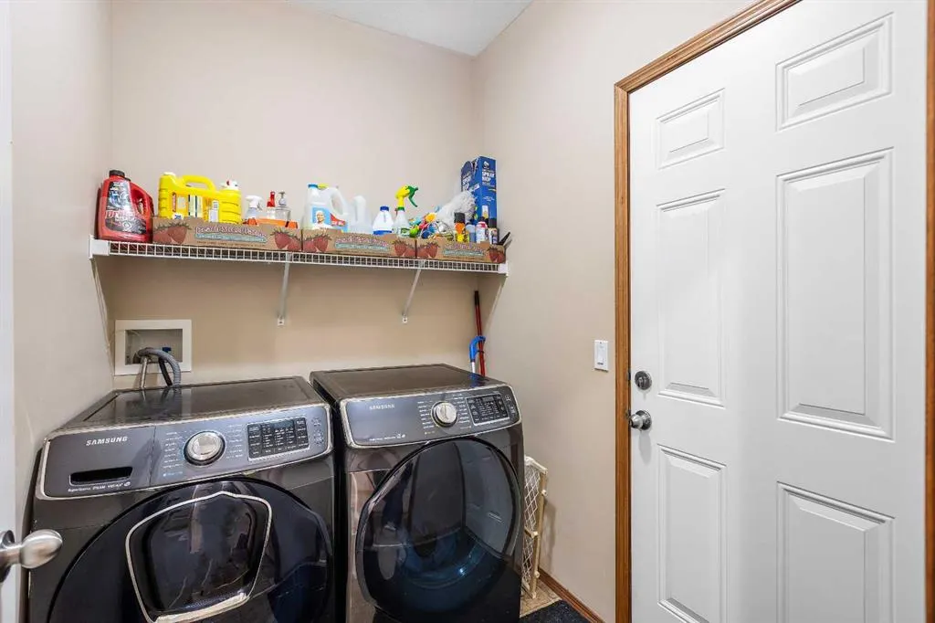 213 Hawkmere Close