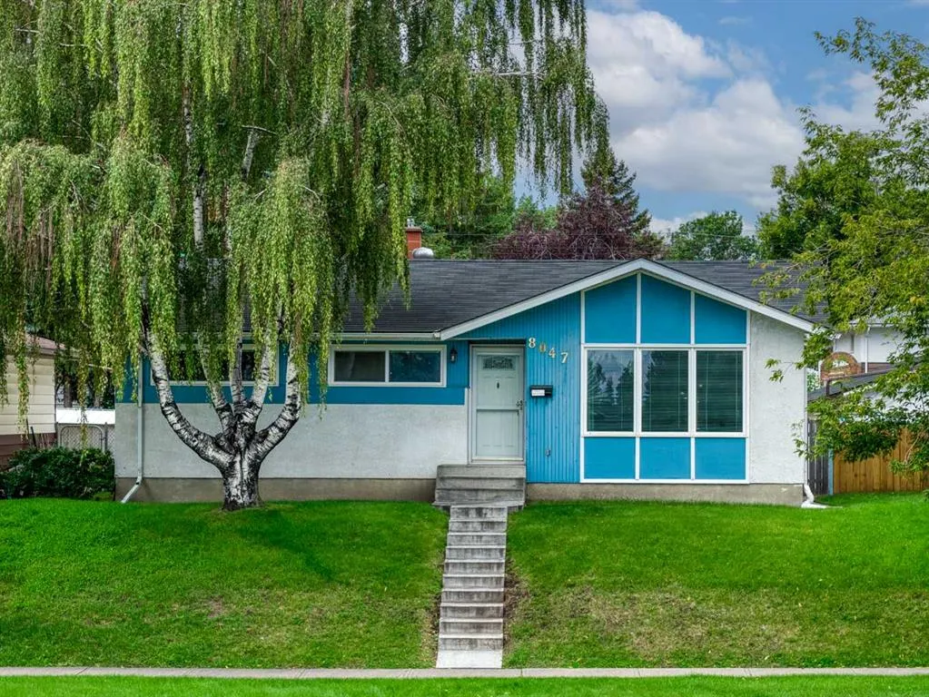 8047 Fairmount Drive SE