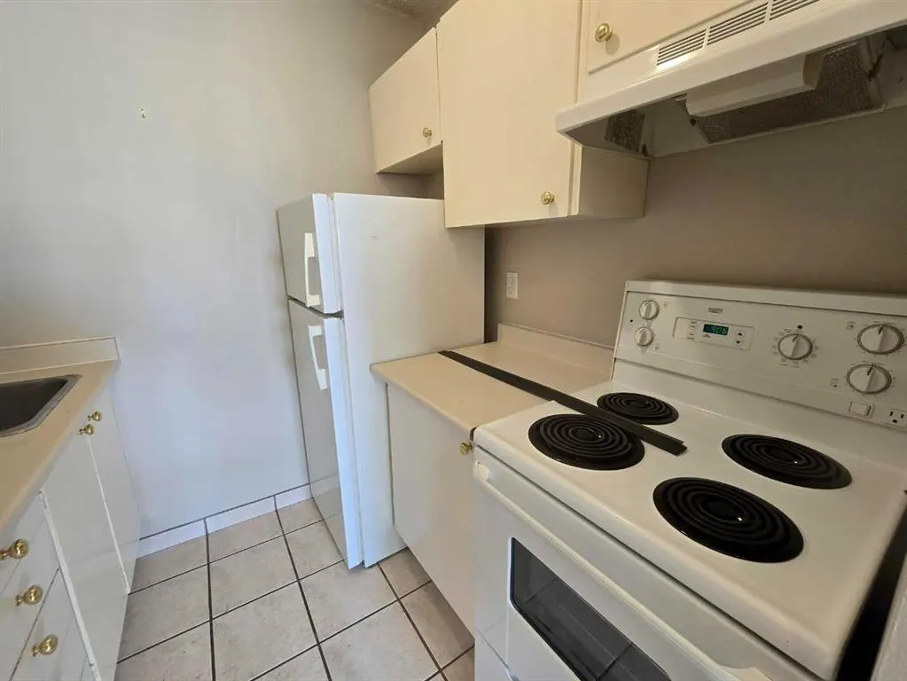4820 47 Avenue, ##301