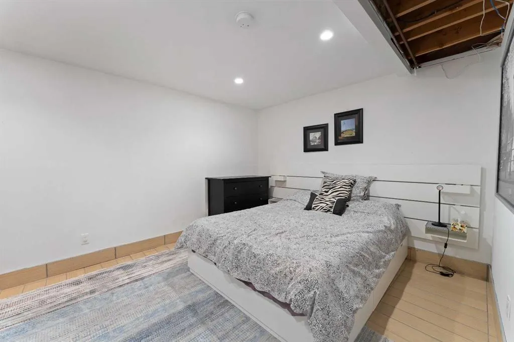 803 Varsity Estates Drive NW, #10