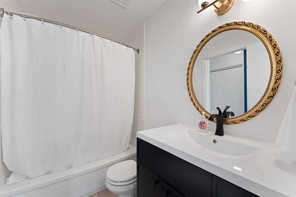 803 Varsity Estates Drive NW, #10
