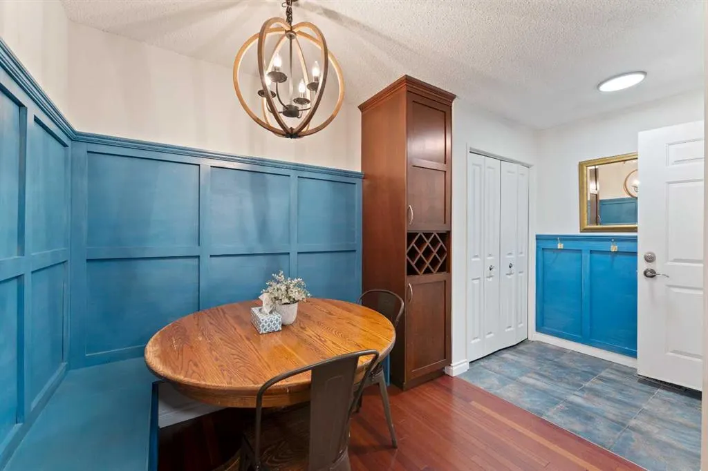 803 Varsity Estates Drive NW, #10